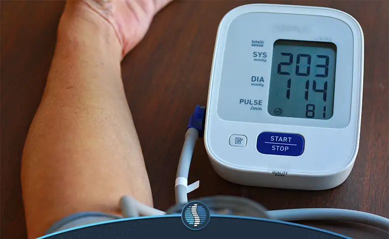 درمان اورژانسی فشار خون بالا در خانه در کنار داروهای مصرفی نیاز است|ژین طب