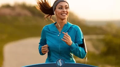 خانمی شاد و خوشحال در حال ورزش | ژین طب